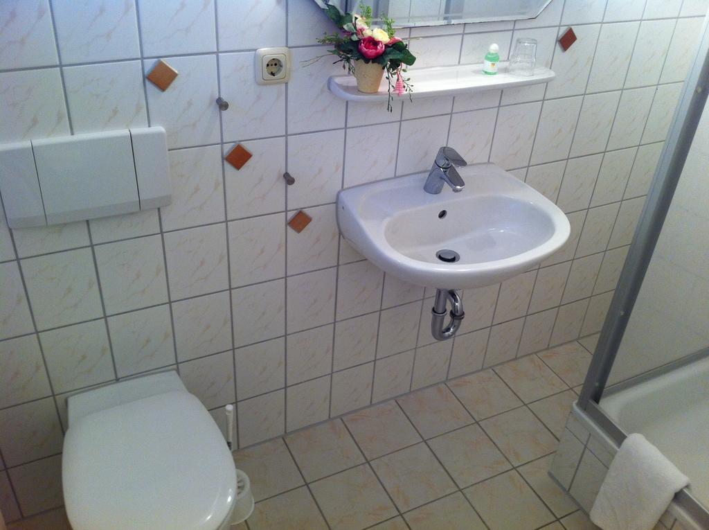 Pension Seba Grevesmuehlen Chambre photo